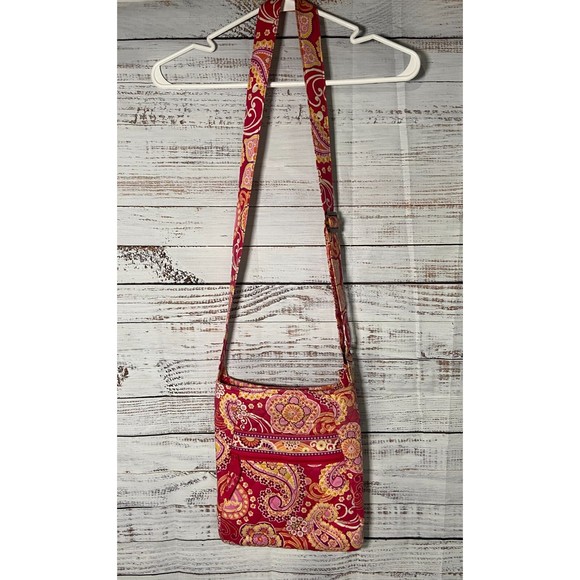 Vera Bradley Retired "Raspberry Fizz" Crossbody Bag & Matching Wristlet - Picture 9 of 15